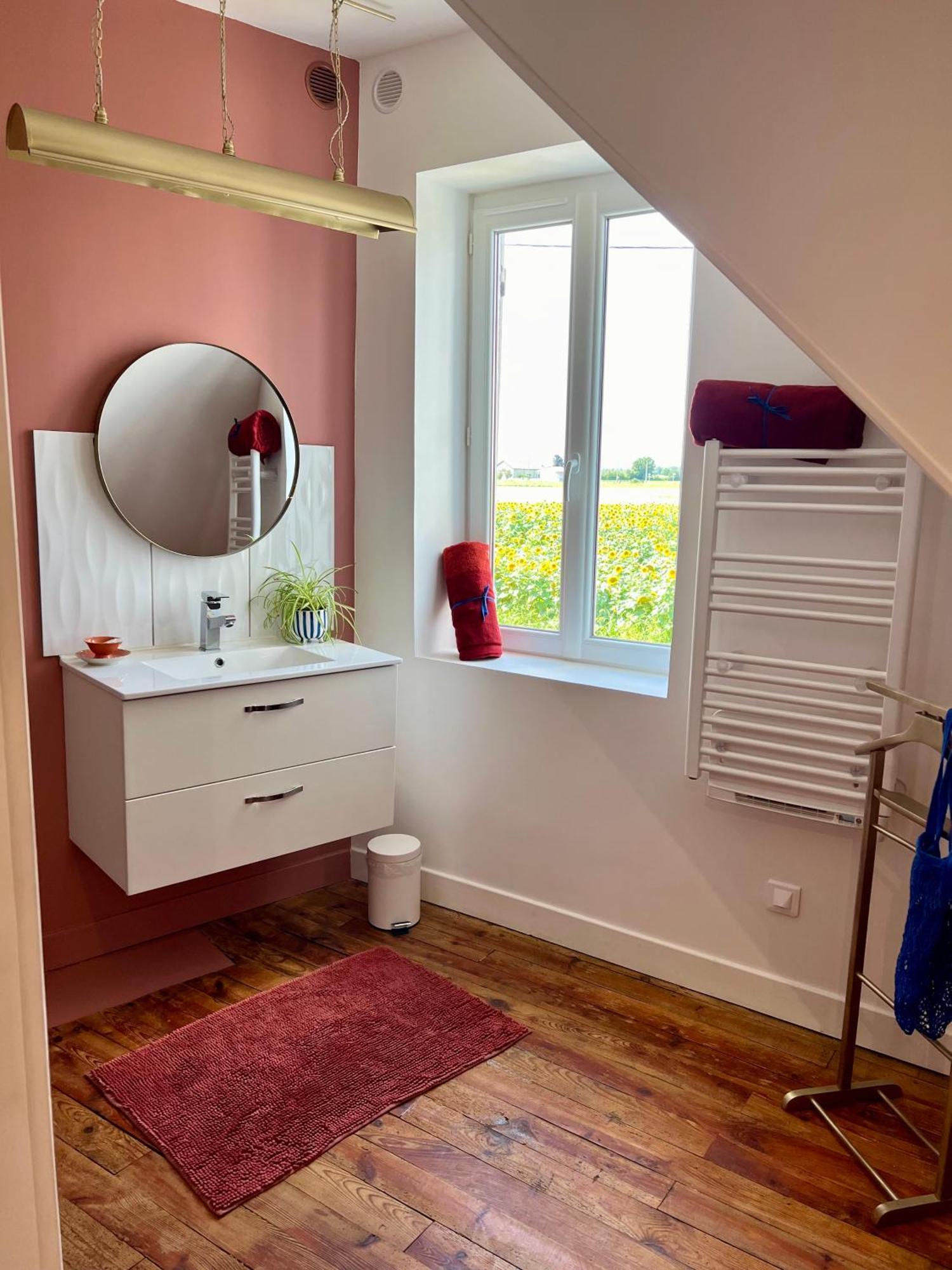 Les Hirondelles Du Marais Bed & Breakfast รีอง ภายนอก รูปภาพ